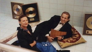 Naistul Gheorghe Zamfir isi acuza sotia ca i-a rapit doi caini si ca il santajeaza!