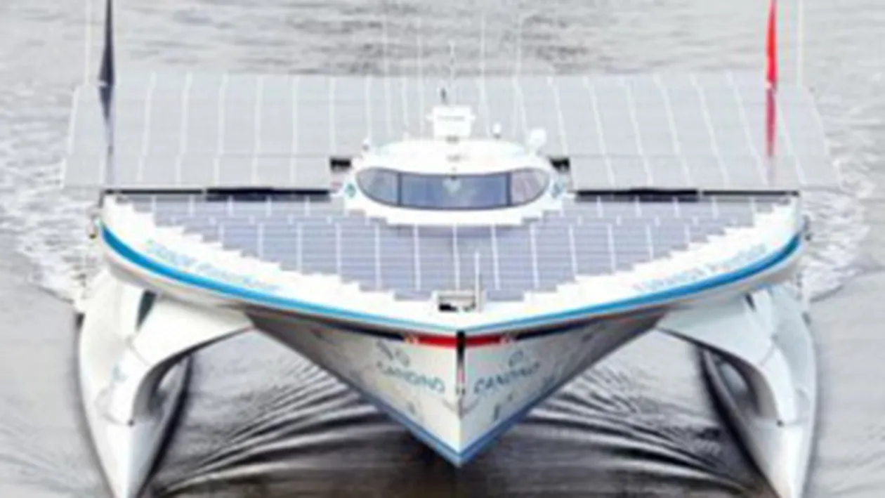 Cea mai mare nava cu propulsie solara din lume se promoveaza facand inconjurul lumii!