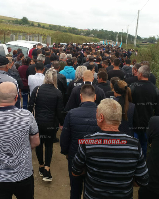 FOTO. Marian Vlase a fost înmormântat! Cuvintele cutremurătoare rostite de tatăl său: „În viața mea nu o să mai…”