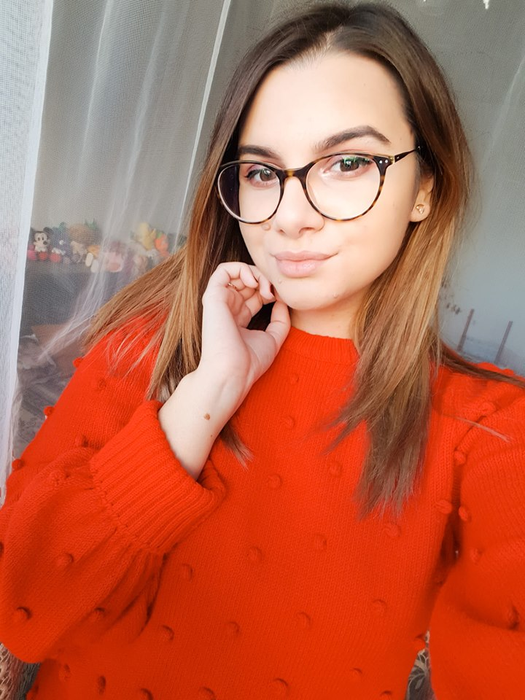 La 22 de ani, Anais visează doar să se pună în slujba semenilor
