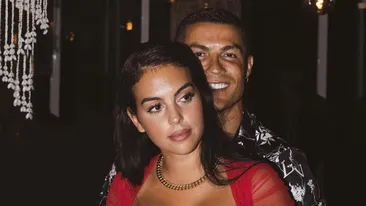 Cristiano Ronaldo și iubita lui, Georgina Rodriguez, au anunțat numele fetiței lor. Imagini emoționante
