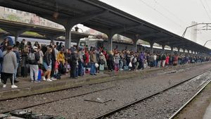 Întârziere record în Gara de Nord. Cât au așteptat călătorii să plece spre Suceava