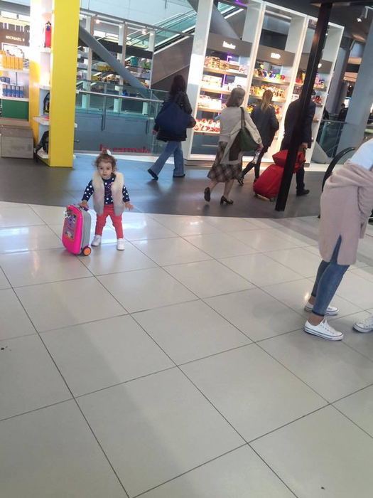 Roxana Vaşniuc şi-a dus fetiţa în vacanţă