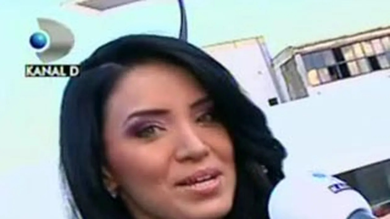 Adelina Pestritu este cu picioarele pe pamant! Nu da multi bani pe haine! Am intrat si in second hand. Nu este o tragedie!
