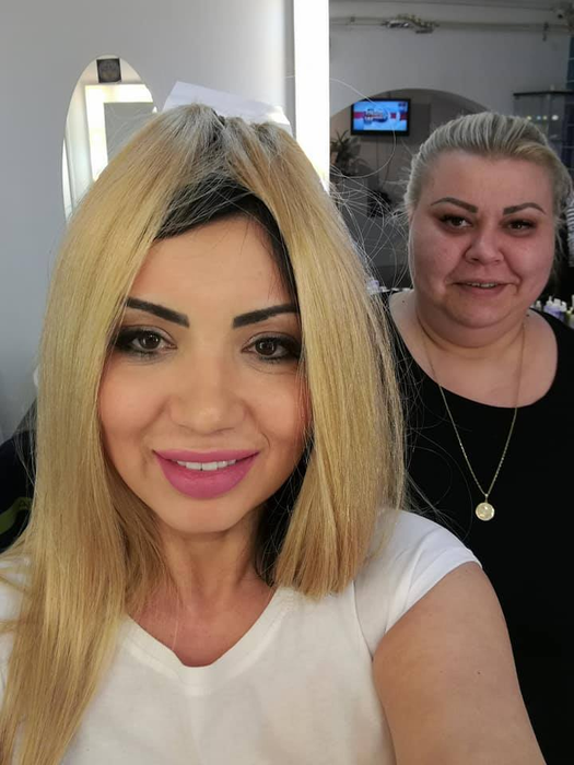 Adriana Bahmuţeanu cochetează cu ideea de a se face blondă