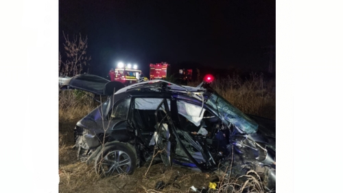 Accident grav în Dâmbovița! Doi oameni au murit pe loc, iar patru copii au fost răniți