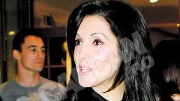 De cand si-a tratat ridurile, Nico a devenit clienta fidela a cabinetelor de chirurgie estetica! Vreau sa-mi maresc si buzele