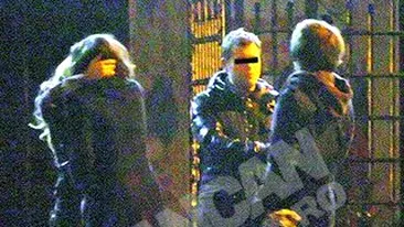 Roxana Ionescu a plecat acasa cu stomatologul Mihai Stoenescu, iubitul unui top model! Umbla cu un specialist in probleme orale