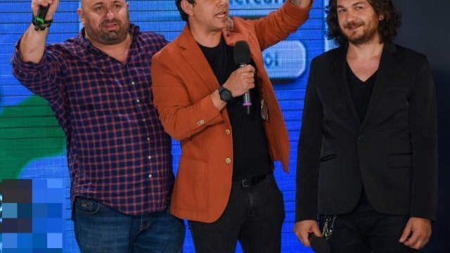 Antena 1 a luat decizia în Vinerea Mare!  Chefii CĂTĂLIN SCĂRLĂTESCU, SORIN BONTEA şi FLORIN DUMITRESCU îşi schimbă emisiunea 
