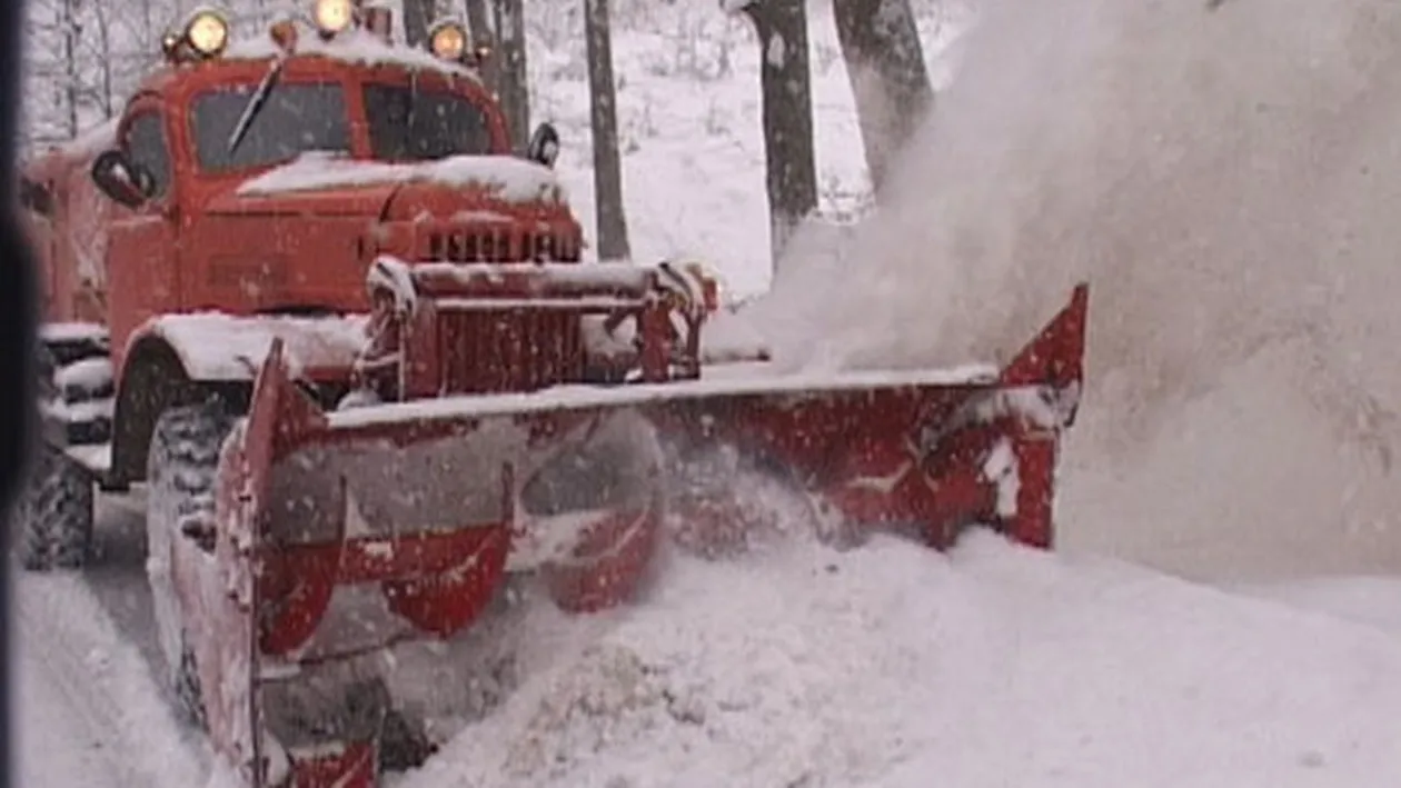 TRAGEDIE in timpul operatiunilor de deszapezire! Un angajat de la drumuri a murit! Ce s-a intamplat