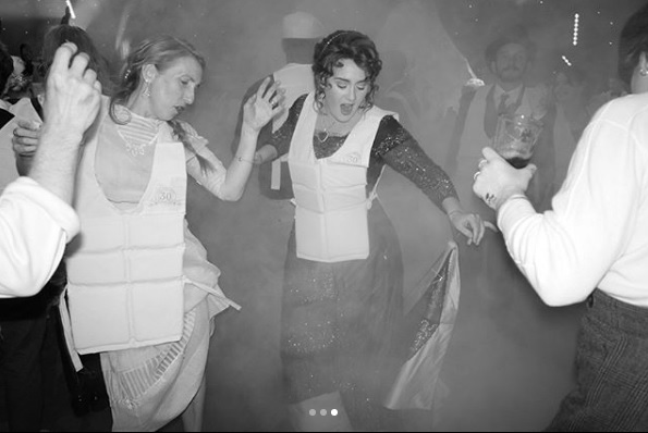 Adele, petrecere tematică la 30 de ani! Artista s-a inspirat din filmul „Titanic”