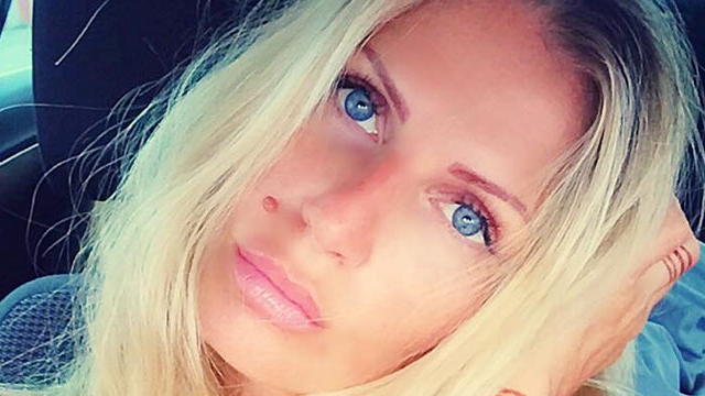 Imaginea pe care nu trebuie sa o ratezi! Andreea Banica, in sanii goi