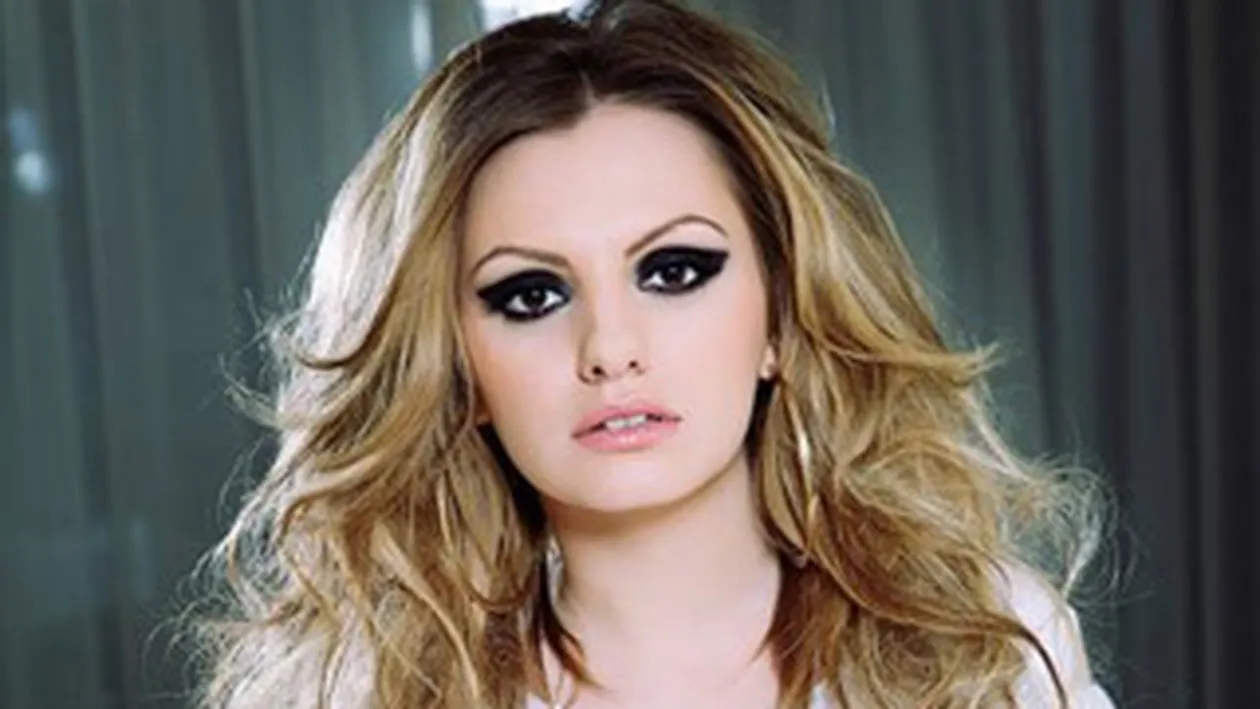 Uite ce  secrete de frumusete are Alexandra Stan! Afla ce nu-i lipseste din trusa de machiaj!