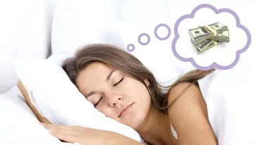 Ce înseamnă când visezi bani? Semnificații diferite în funcție de context