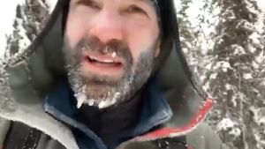 Mult a fost, puțin a rămas! Mesajul emoționant transmis de Tibi Ușeriu, înainte de finalul Yukon Arctic: „M-am săturat de dormitul prin păduri”