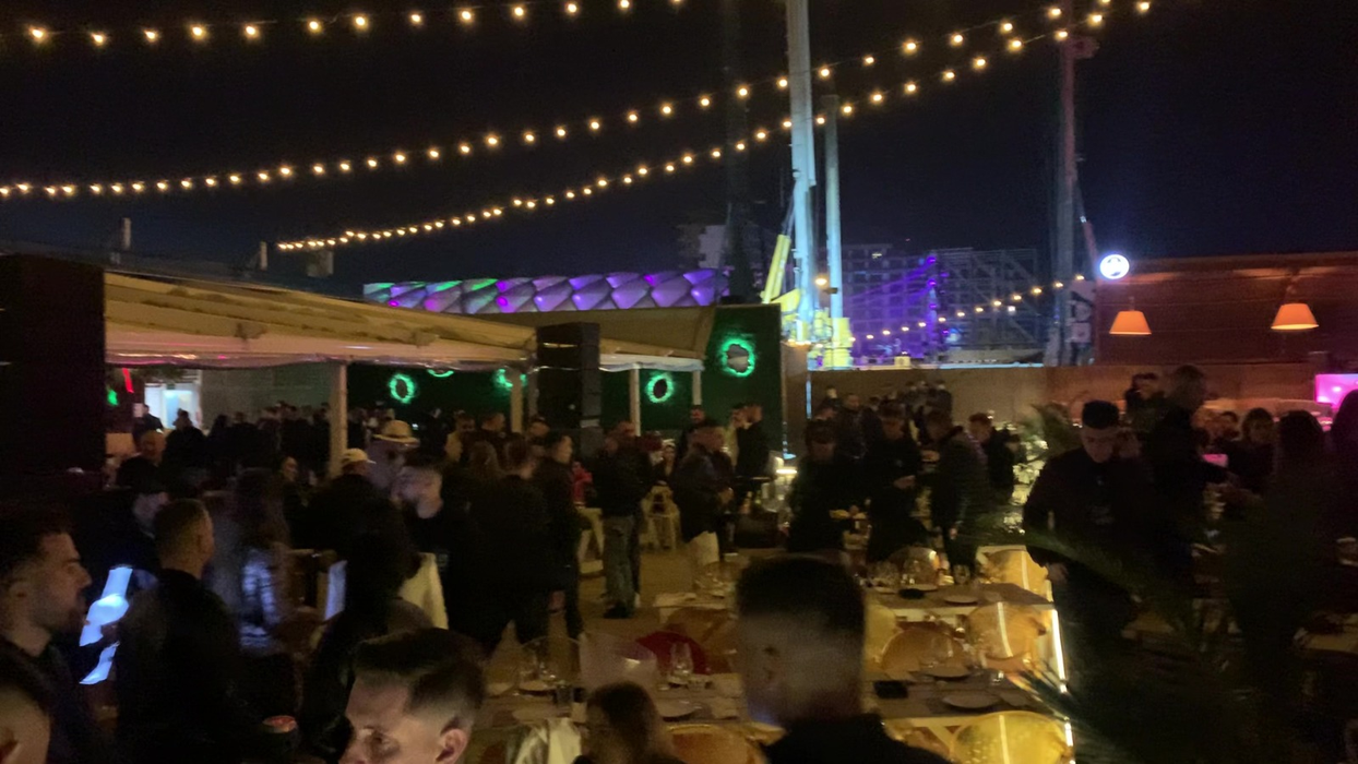 "Cartierul general" al petrecerii de 1 Mai de la Mamaia s-a mutat, de la Loft și Nuba, la Breeze (Foto: CANCAN.RO)