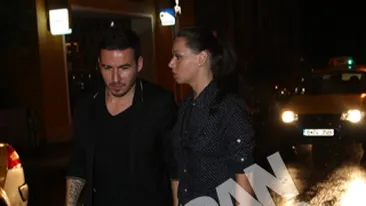 Tania Budi il vaneaza pe Adrian Cristea de un an! L-a combinat cu prietena ei pentru a-l avea aproape