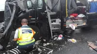 Mobilizare generală în Mureș pentru copiii rămași orfani, după ce părinții lor au pierit în accidentul din Ungaria! Primăriile se vor ocupa de înmormântările victimelor