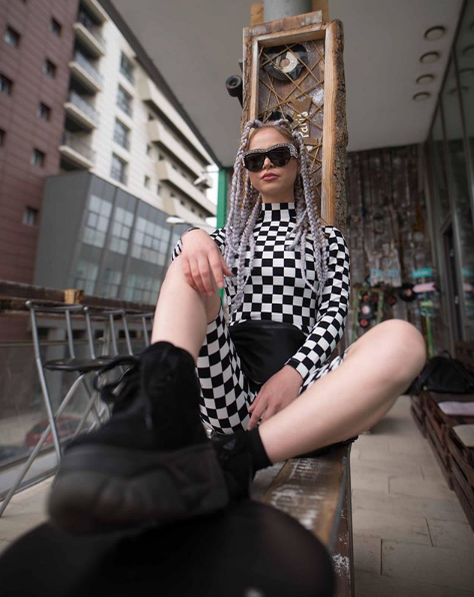 Alessia susține că a trăit clipe de coșmar de când a revenit din Marea Britanie. “Copilul meu e traumatizat! Am luat și amendă 1.000 de lei pentru că…”