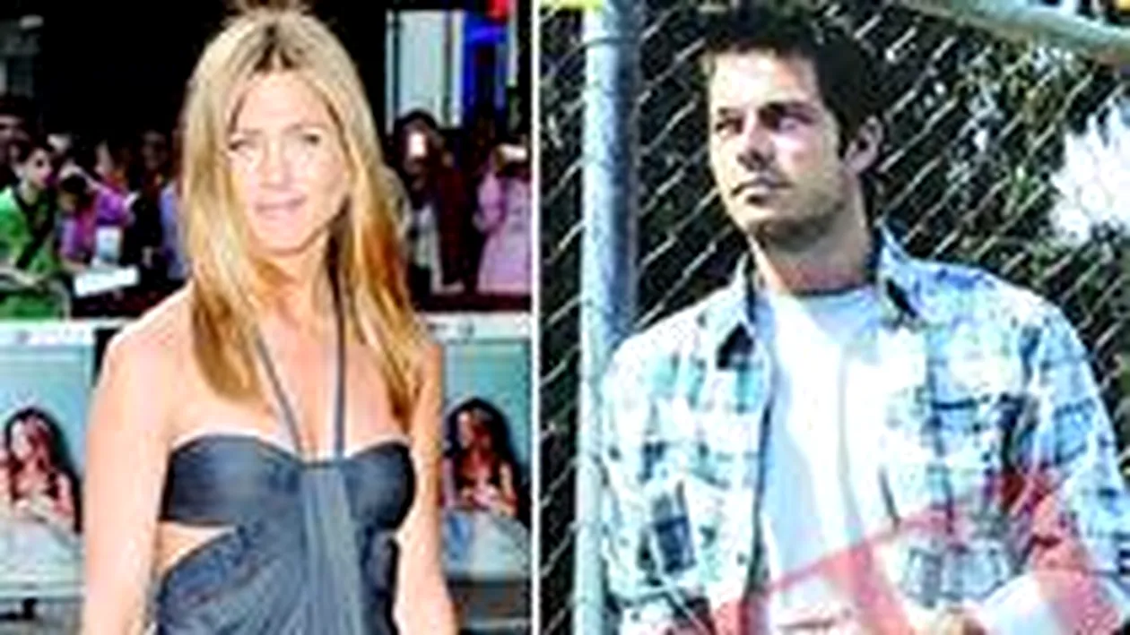 Jennifer Aniston ia lectii de sex de la Brad Pitt