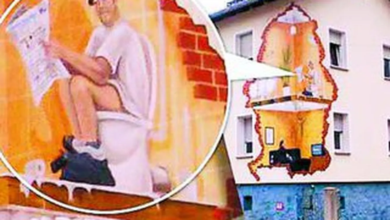 Si-a pictat pe casa un barbat care sta pe closet!