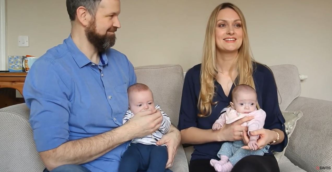 O britanică a rămas însărcinată în timp ce era deja însărcinată: “Când ne-au anunţat medicii, mi s-a părut o adevărată nebunie”. Care este explicația | VIDEO