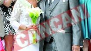 Dan Petrescu si Adriana Stan au chemat preotul la Snagov