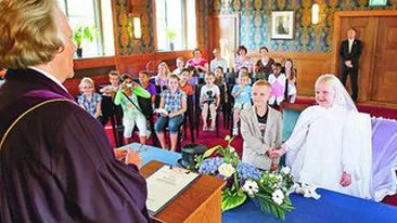 Casatoriti la sase ani