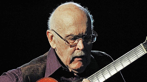 Lumea muzicii este în DOLIU! A murit chitaristul Jim Hall, una dintre legendele jazzului modern