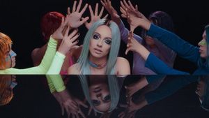 Ea este cea mai tânără revelație a verii. Raisa s-a mutat în Capitală pentru a-și îndeplini visul