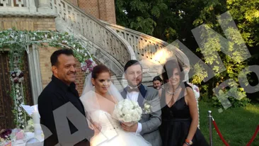 Cel mai tare preludiu, pe scarile de la biserica! Fostului sot al lui Teo i-au “scapat” mainile sub rochita iubitei! Vezi reactia!