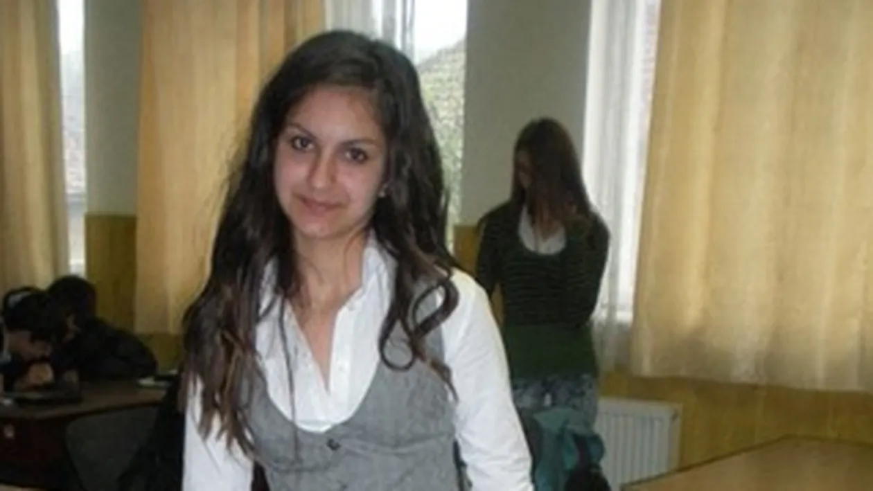 Unde duce dragostea pentru Steaua?  O admiratoare l-a pictat pe Tatarusanu pe un perete din dormitor!