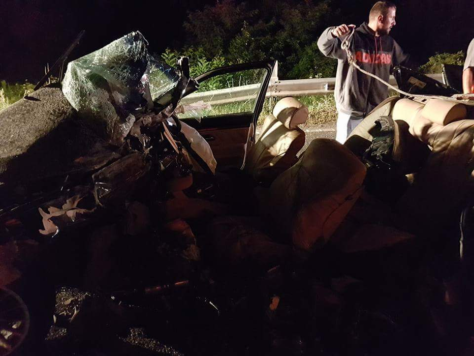 Acest BMW s-a dezmebrat în urma unui accident! Acul vitezometrului s-a oprit la…