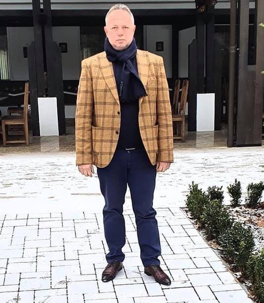 Leo de la Strehaia, transfigurat de durere la căpătâiul unchiului său. Ce declarații a făcut cu lacrimi în ochi