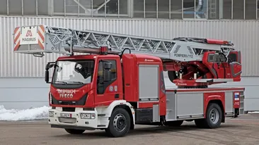 Intervenție a pompierilor pentru salvarea a 2 bărbați dintr-o fântână de 12 metri adâncime