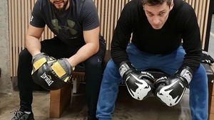 Mircea Badea, provocat să urce din nou în ring după ce a fost făcut KO de Tedi Emi! Cine i-a lansat invitația
