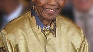 Nelson Mandela a fost operat de calculi biliari! Vezi aici care este starea lui de sănătate