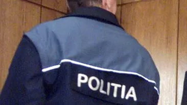 Audio absolut demential! Politist moldovean negocieaza cu un sinucigas care vrea sa se arunce in fata unei masini - S-o suga ma-ta uai e replica de aur!