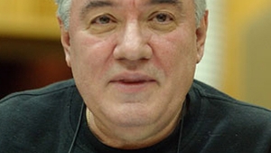 Vlad Fugaru, profund indurerat de disparitia tatalui sau! S-a incuiat in casa si a plans toata ziua