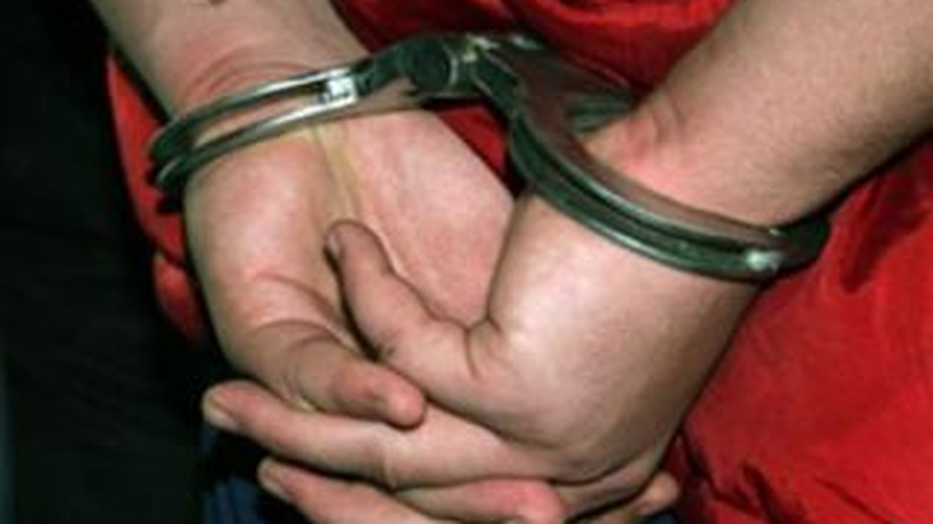 Ofiter din Neamt, condamnat la cinci ani si jumatate de inchisoare pentru luare de mita