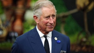 Prima fotografie cu prințul Charles după ce s-a vindecat de coronavirus.  În imagine apare alături de Camilla și...