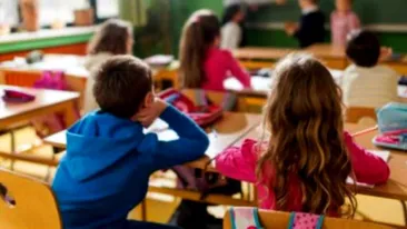 Propunere-șoc! Vacanța mare, luată chiar de acum de elevi?