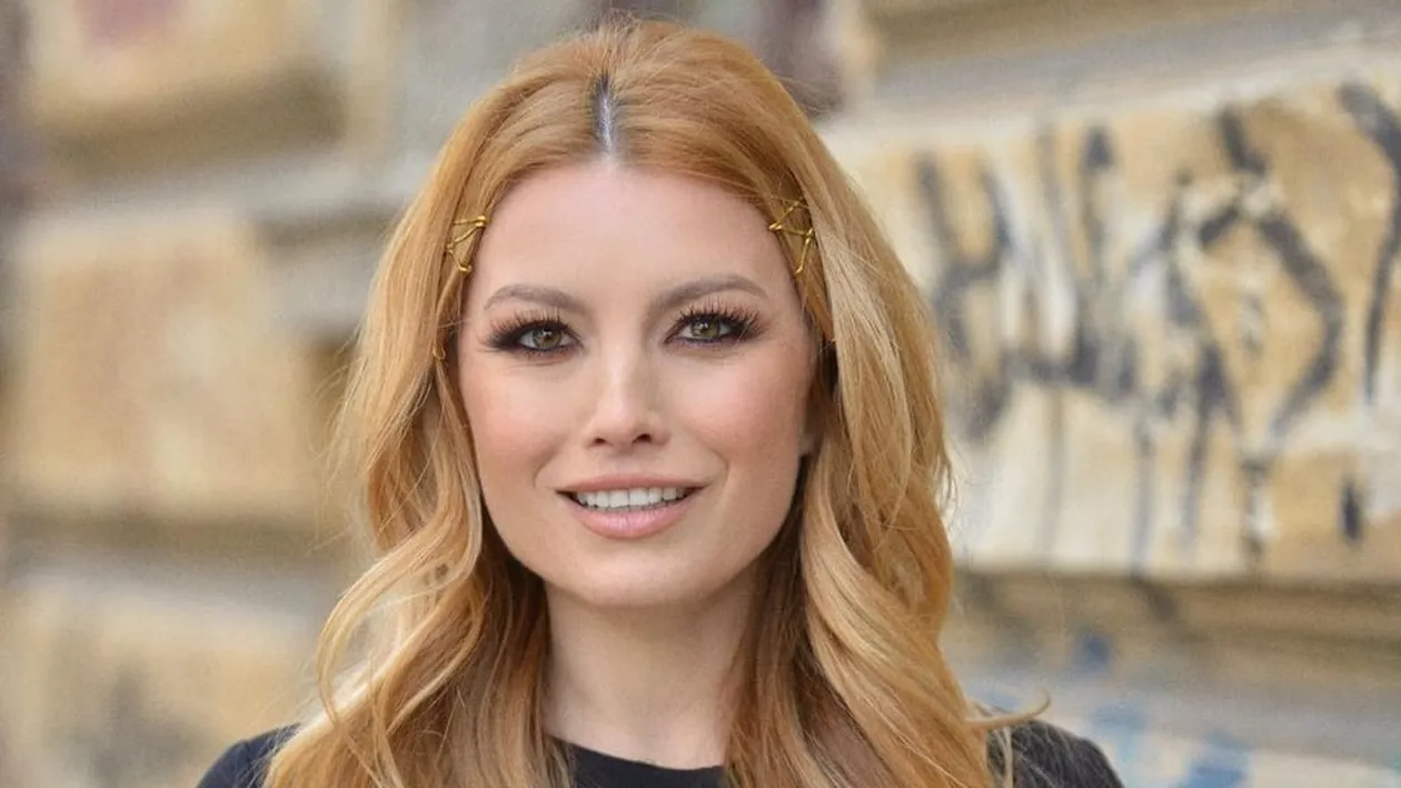 Elena Gheorghe, momente de coșmar! Artista și alți 10 membrii ai familiei sale au fost infectați cu virusul SARS-CoV-2. „Am sunat la fiecare spital în parte”