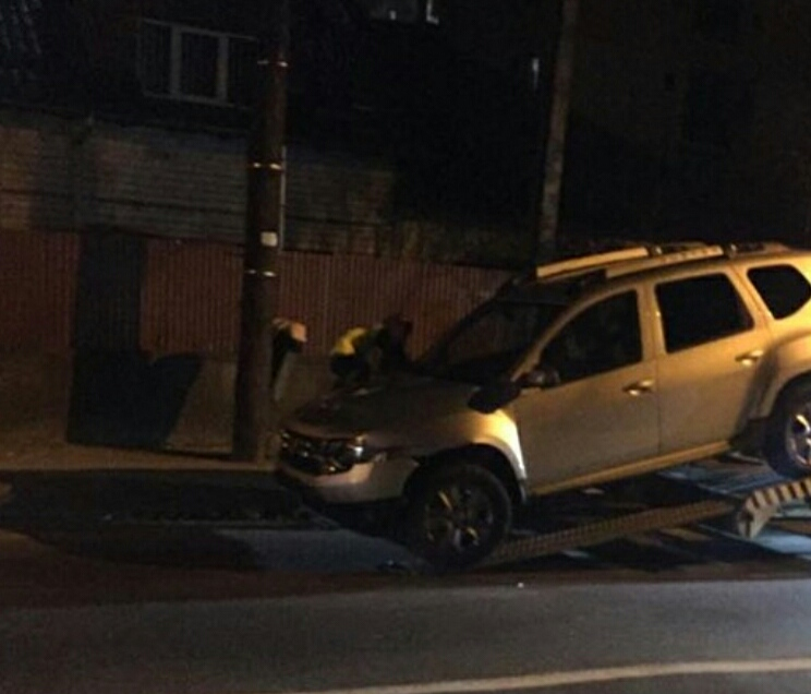 Un primar beat criță a provocat un accident. Polițiștii au rămas mască când au văzut rezultatul etilotestului