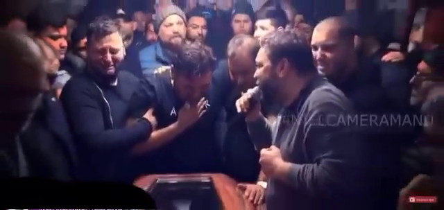 Melodiile pe care Florin Salam le-a interpretat la priveghiul lui Cristofor Duduianu i-au făcut pe cei prezenți să urle de durere