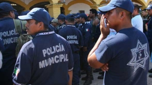 Imposibil, dar adevărat! Două oraşe au rămas fără poliţişti. Toţi oamenii legii au fost arestaţi