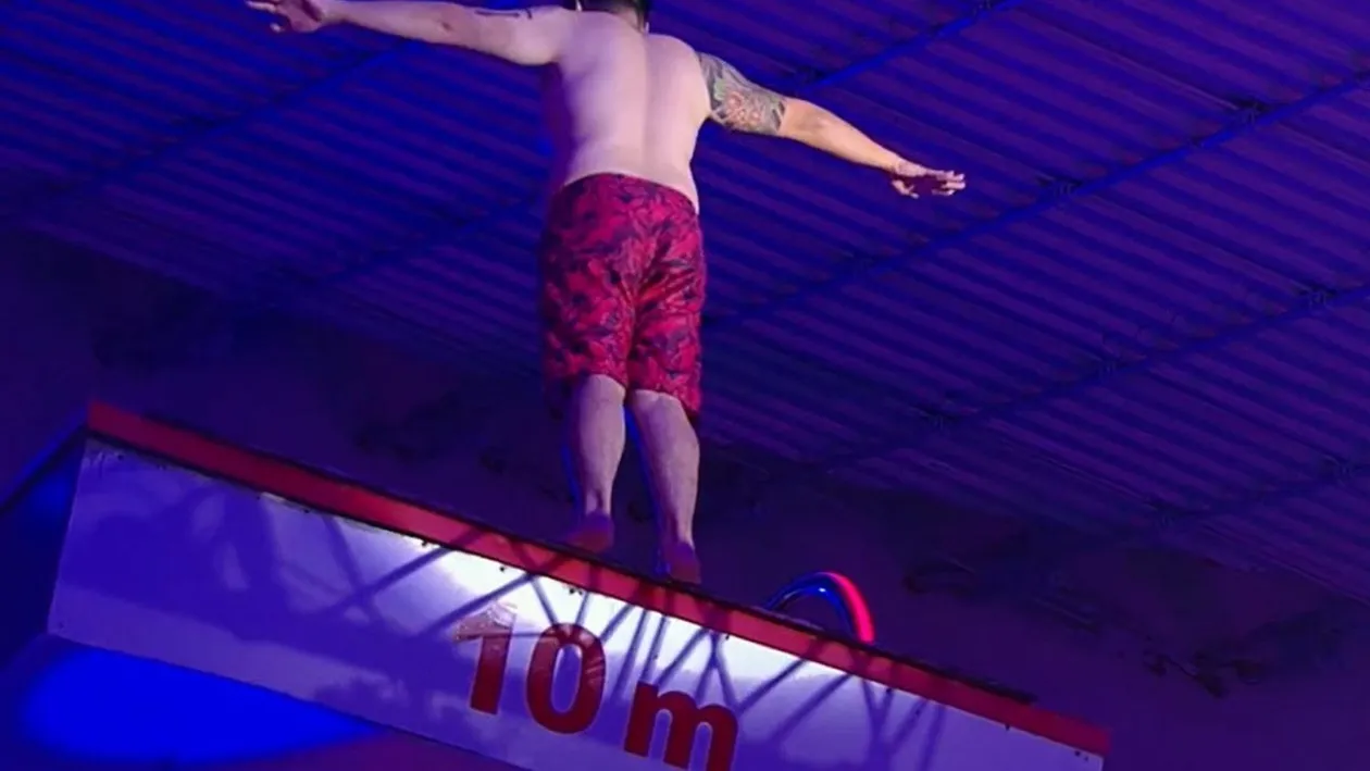 Rikito Watanabe, la un pas de o accidentare gravă la “Splash! Vedete la apă”. A făcut o săritură riscantă, s-a dezechilibrat și… | FOTO