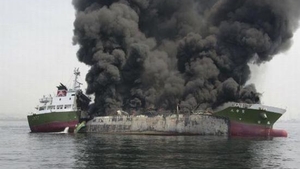Peste 70 de morţi şi sute de răniţi, după ce un tanc petrolier a explodat