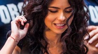 Schimbare RADICALA! Inna are un nou look: este mai slaba decat "Viespea" lui Ogica si are sprancenele mai groase! Crezi ca e la un pas de anorexie?