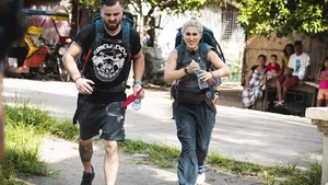Au început filmările pentru Asia Express! Cum se descurcă vedetele după prima probă: ”Simt că m-a lovit trenul”